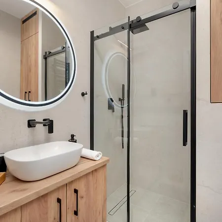 Z Jedna Sypialnia Aleja Kopisto W Rzeszowie By Renters Апартаменты *